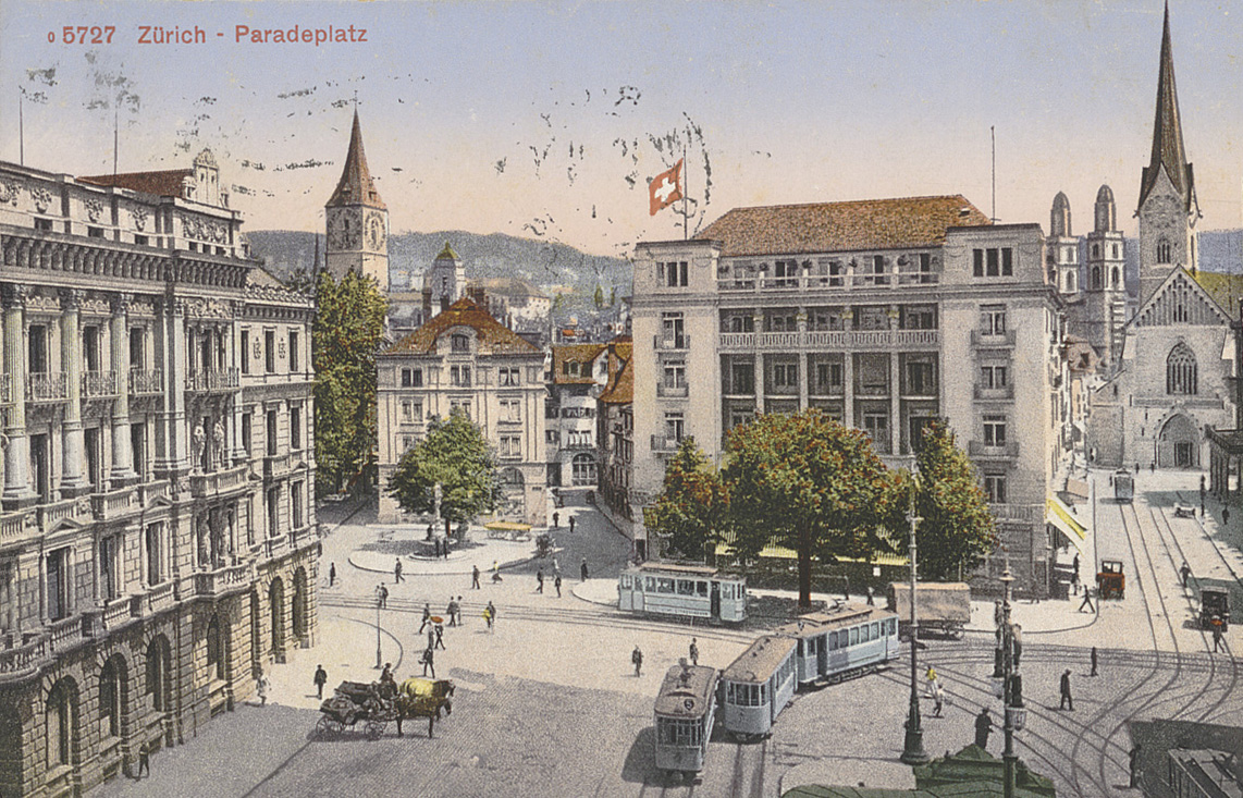 Ansichtskarte von Paradeplatz mit links dem Gebäude der Schweizerischen Kreditanstalt, von Alfred Escher 1856 mitgegründet, Zürich 1915, Signatur: ZB Graphische Sammlung (GSL) Ansichtskarten, ZH, Kreis 1:J, 2