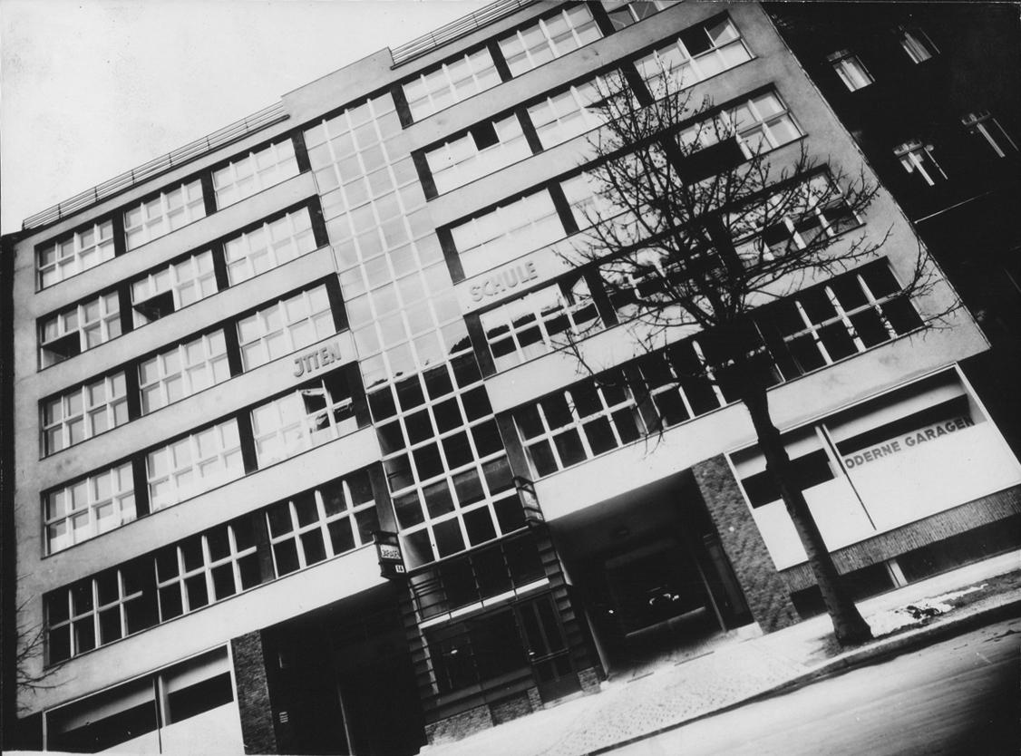 The Itten School at Konstanzer Strasse 14, Berlin, 1929 (Hs NL 11: Ba 8)