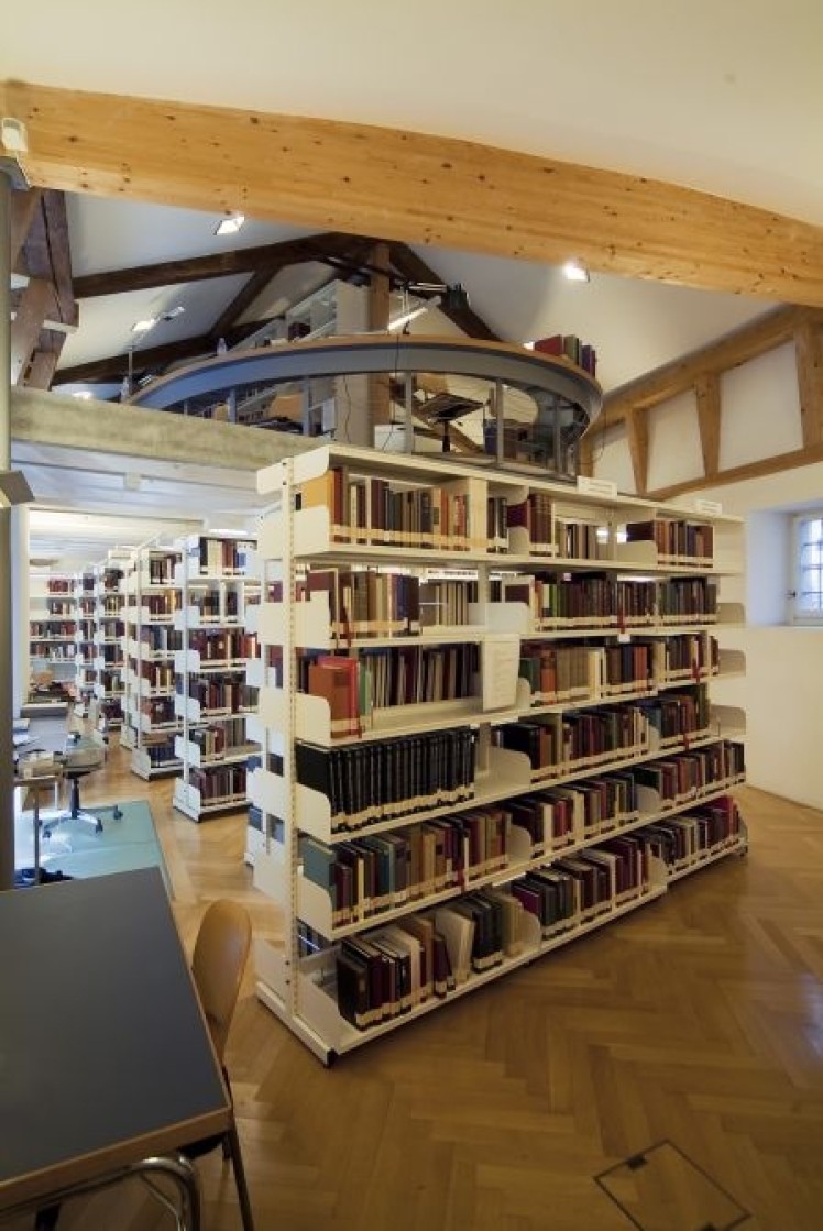 ZB, Bibliothek des Musikwissenschaftlichen Instituts der UZH